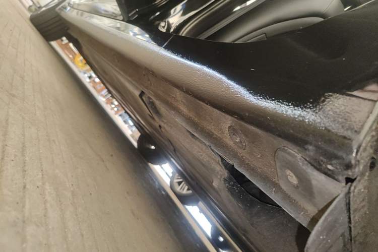 Used Hyundai Mistra 2014 1.8L Automatic Smart GLS Left Side Sill