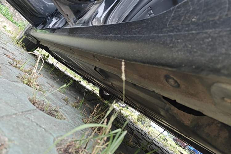 Used Hyundai Mistra 2014 1.8L Automatic Smart GLS Left Side Sill