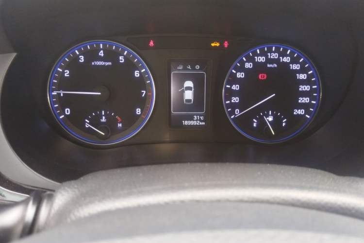 Used Hyundai Mistra 2014 1.8L Manual Comfort GL Model Odometer Close Up