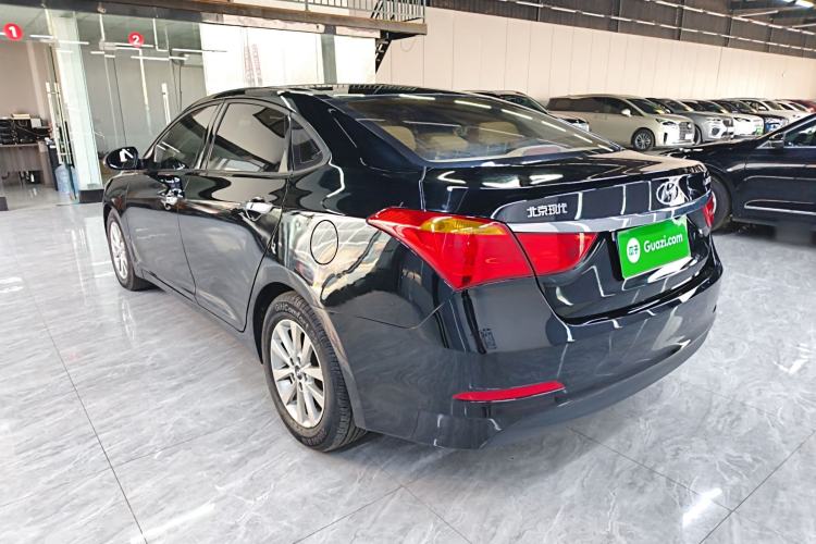 Used Hyundai Mistra 2014 1.8L Automatic Smart GLS Rear Left 45 Deg
