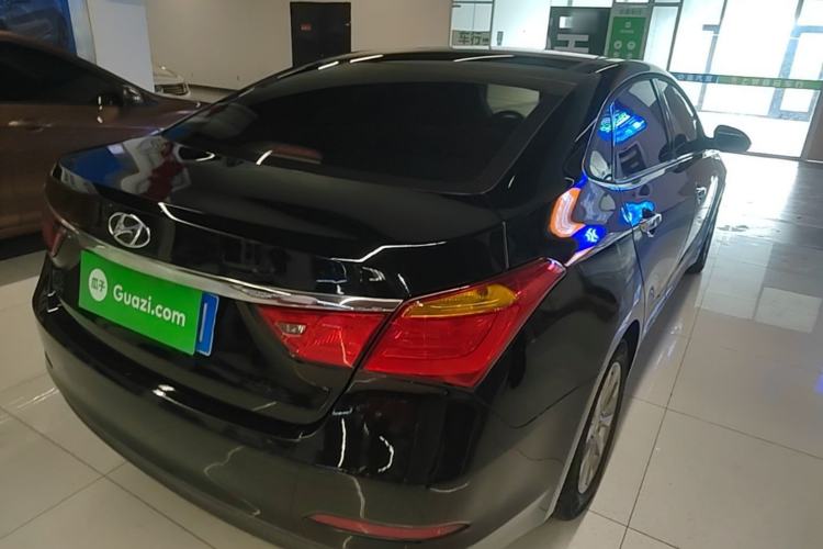Used Hyundai Mistra 2014 1.8L Automatic Smart GLS Rear Right 45 Deg