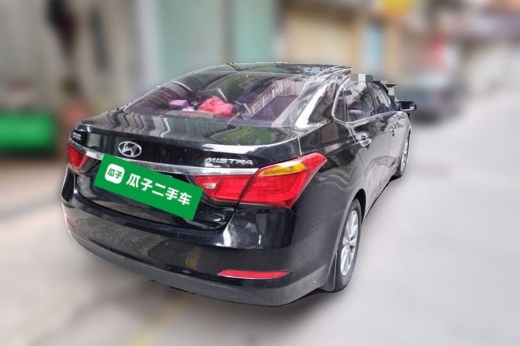 Used Hyundai Mistra 2014 1.8L Automatic Smart GLS Rear Right 45 Deg
