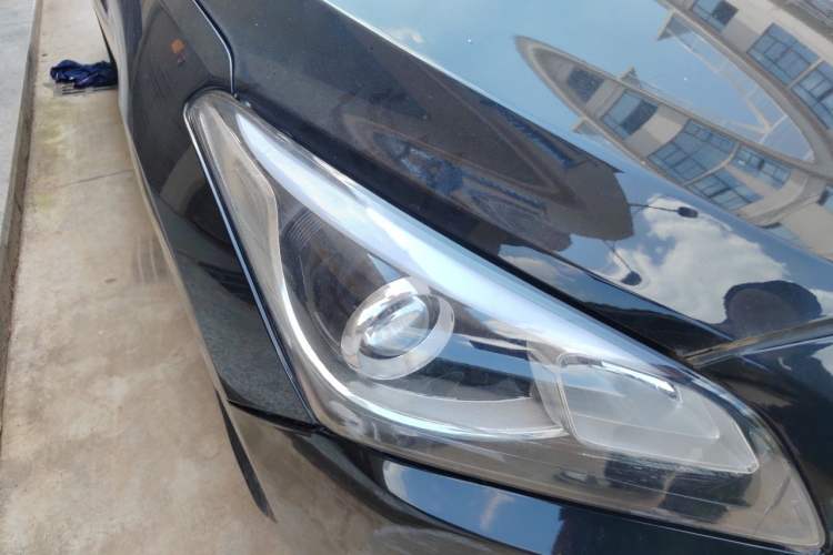 Used Hyundai Mistra 2014 1.8L Automatic Smart GLS Right Front Headlight