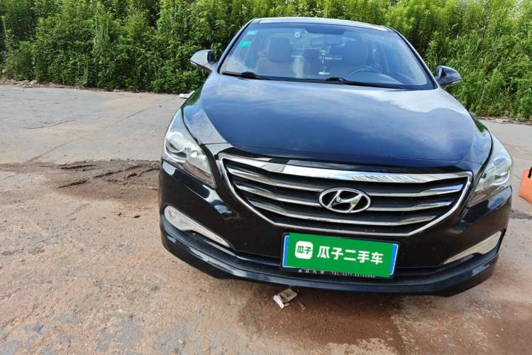 Used Hyundai Mistra 2014 1.8L Automatic Smart GLS Right Front Headlight