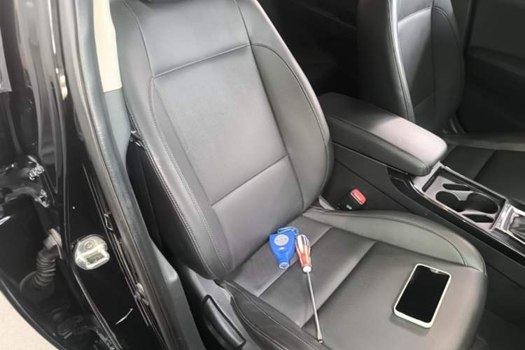 Used Hyundai Mistra 2014 1.8L Automatic Smart GLS Right Front Seat