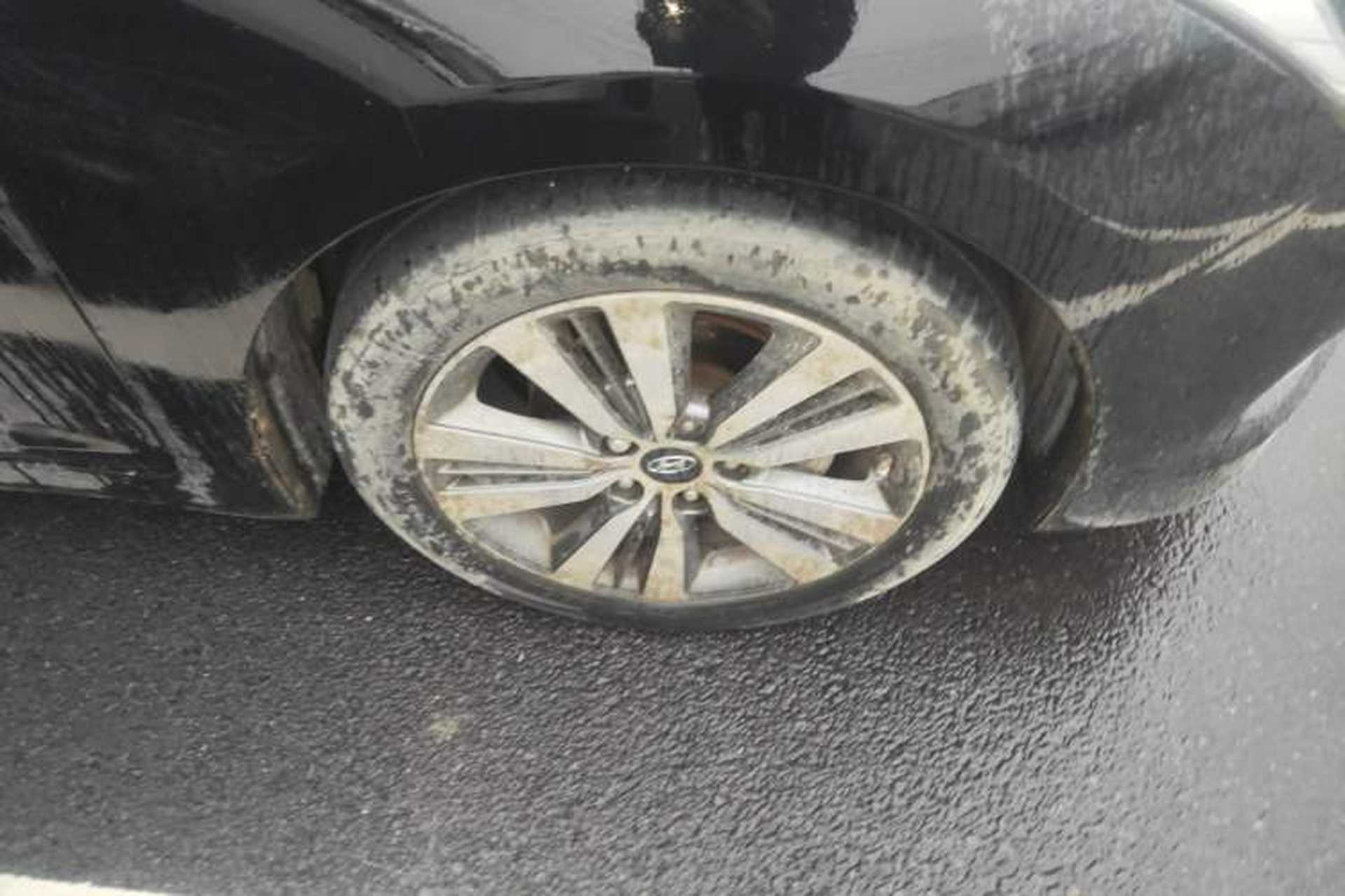 Used Hyundai Mistra 2014 1.8L Automatic Deluxe DLX Model Right Front Wheel Hub