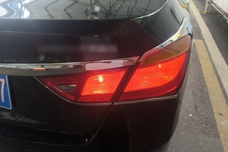 Used Hyundai Mistra 2014 1.8L Automatic Smart GLS Right Rear Taillight