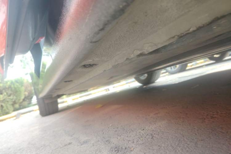 Used Hyundai Mistra 2014 1.8L Automatic Deluxe DLX Model Right Side Sill