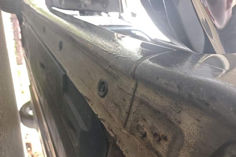 Used Hyundai Mistra 2014 1.8L Automatic Smart GLS Right Side Sill
