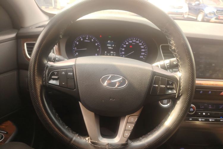 Used Hyundai Mistra 2014 1.8L Automatic Deluxe DLX Model Steering Wheel