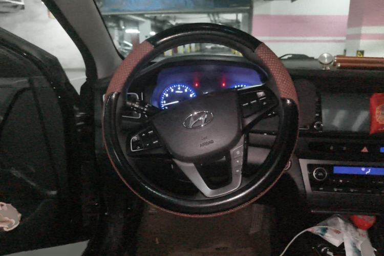 Used Hyundai Mistra 2014 1.8L Automatic Smart GLS Steering Wheel