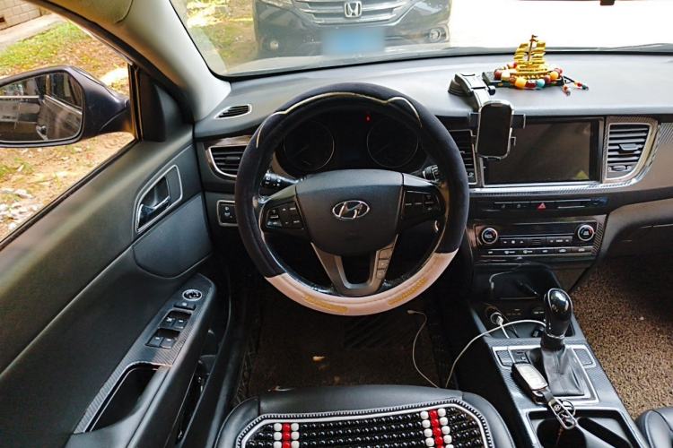 Used Hyundai Mistra 2014 1.8L Automatic Smart GLS Steering Wheel