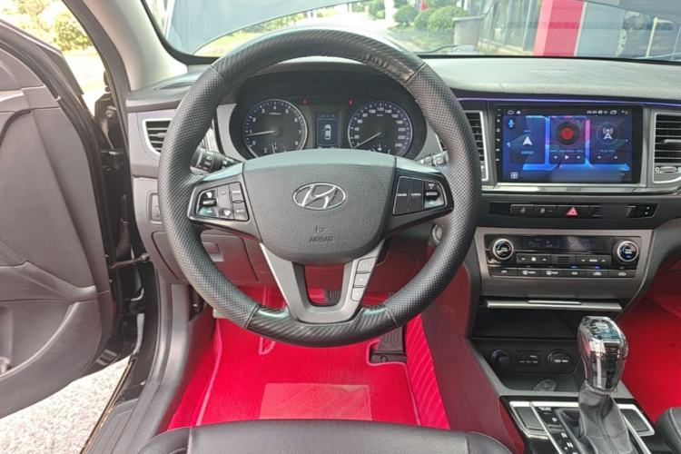 Used Hyundai Mistra 2014 1.8L Automatic Smart GLS Steering Wheel