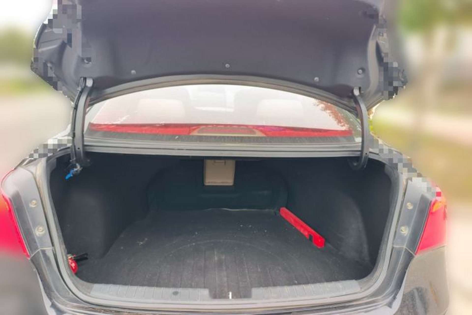 Used Hyundai Mistra 2014 1.8L Manual Comfort GL Model Trunk