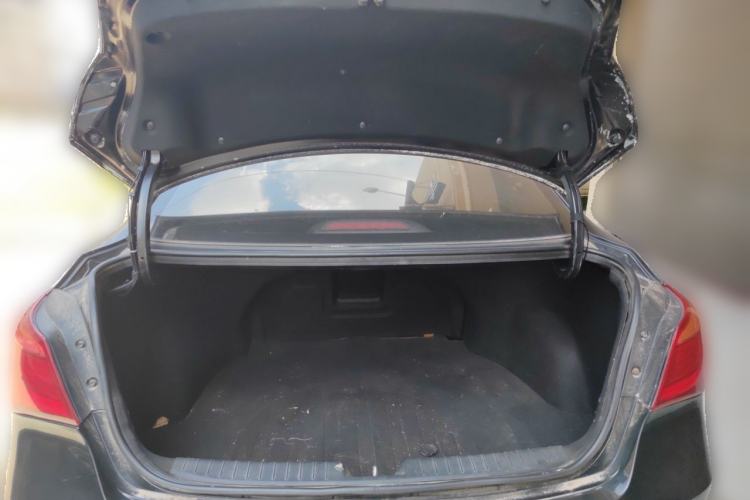 Used Hyundai Mistra 2014 1.8L Automatic Smart GLS Trunk