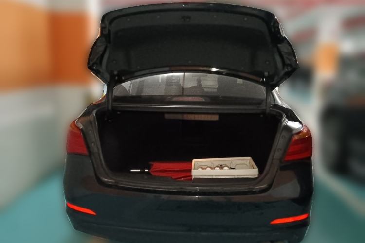 Used Hyundai Mistra 2014 1.8L Automatic Deluxe DLX Model Trunk