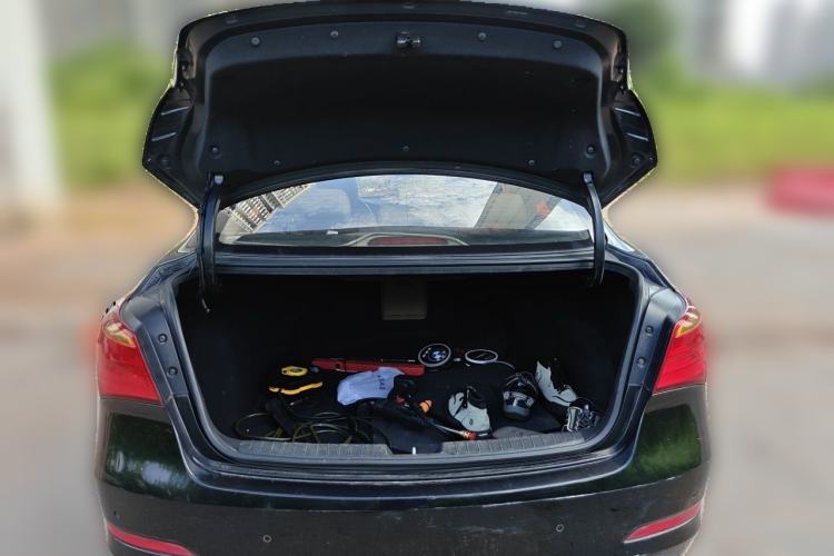 Used Hyundai Mistra 2014 1.8L Automatic Smart GLS Trunk