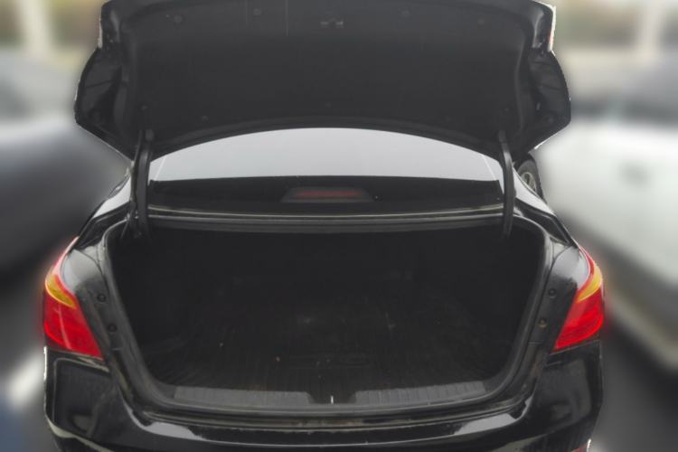 Used Hyundai Mistra 2014 1.8L Automatic Deluxe DLX Model Trunk