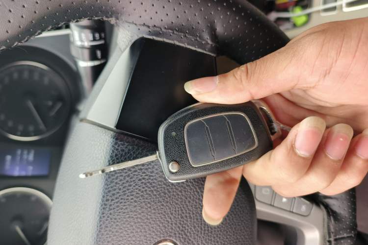 Used Hyundai Mistra 2014 1.8L Manual Comfort GL Model Vehicle Key