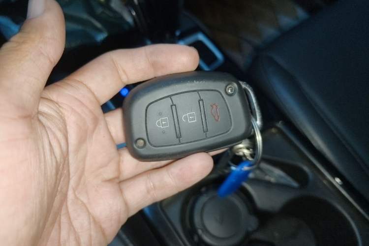 Used Hyundai Mistra 2014 1.8L Automatic Smart GLS Vehicle Key