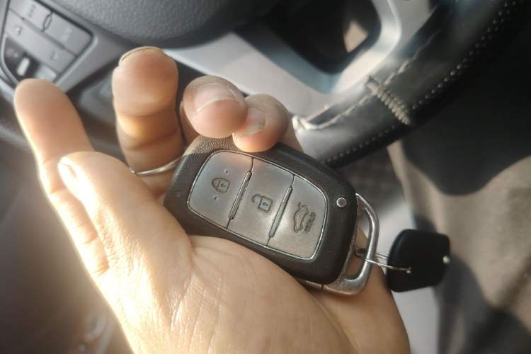 Used Hyundai Mistra 2014 1.8L Automatic Deluxe DLX Model Vehicle Key