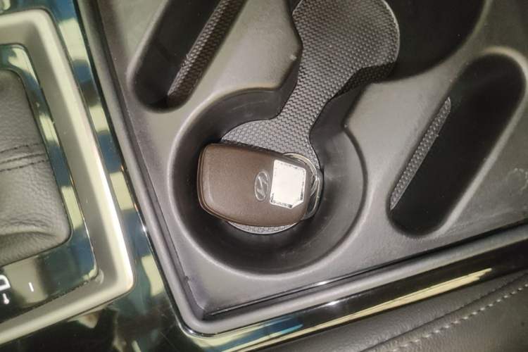 Used Hyundai Mistra 2014 1.8L Automatic Smart GLS Vehicle Key
