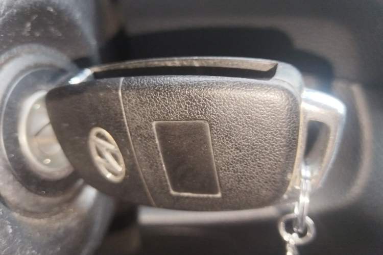 Used Hyundai Mistra 2014 1.8L Manual Comfort GL Model Vehicle Key