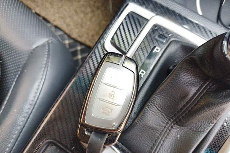 Used Hyundai Mistra 2014 1.8L Automatic Smart GLS Vehicle Key