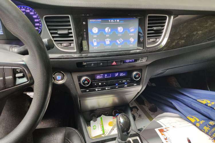 Used Hyundai Mistra 2014 1.8L Automatic Smart GLS Audio And AC Panel