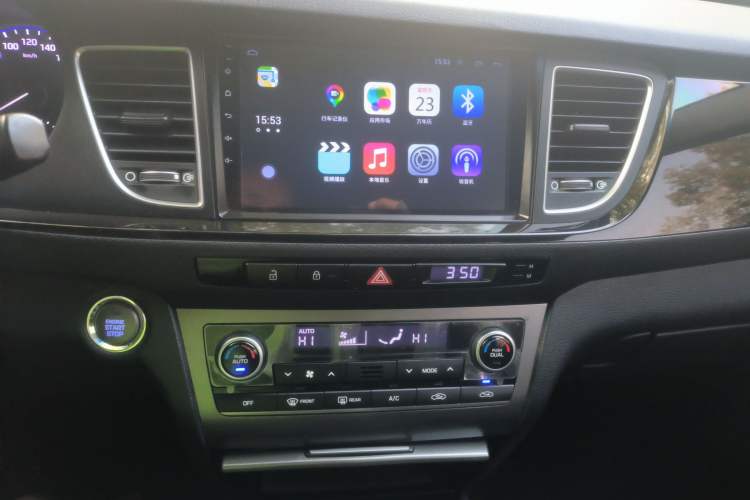 Used Hyundai Mistra 2014 1.8L Automatic Smart GLS Audio And AC Panel