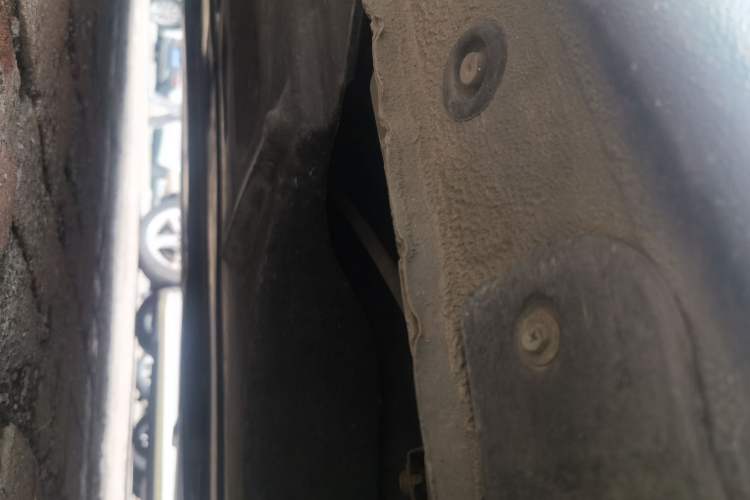 Used Hyundai Mistra 2014 1.8L Automatic Deluxe DLX Model Chassis Rear Left