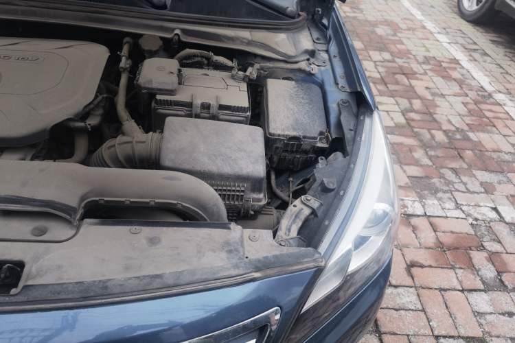 Used Hyundai Mistra 2014 1.8L Automatic Deluxe DLX Model Engine Bay Left