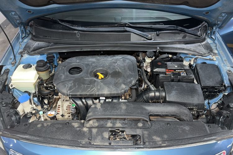 Used Hyundai Mistra 2014 1.8L Automatic Smart GLS Engine Bay