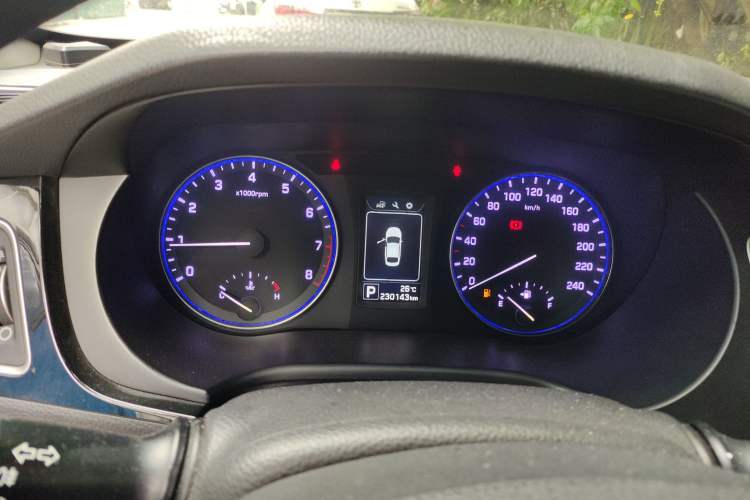 Used Hyundai Mistra 2014 1.8L Automatic Smart GLS Instrument Cluster