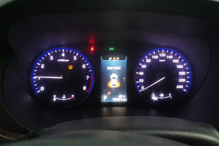 Used Hyundai Mistra 2014 1.8L Automatic Deluxe DLX Model Instrument Cluster