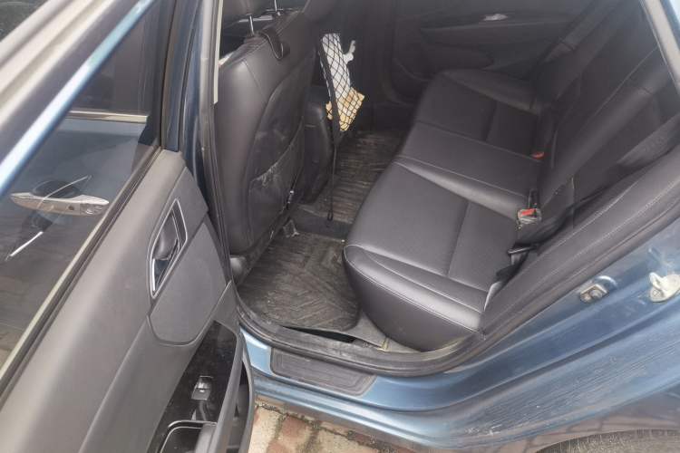 Used Hyundai Mistra 2014 1.8L Automatic Deluxe DLX Model Left Rear Seat