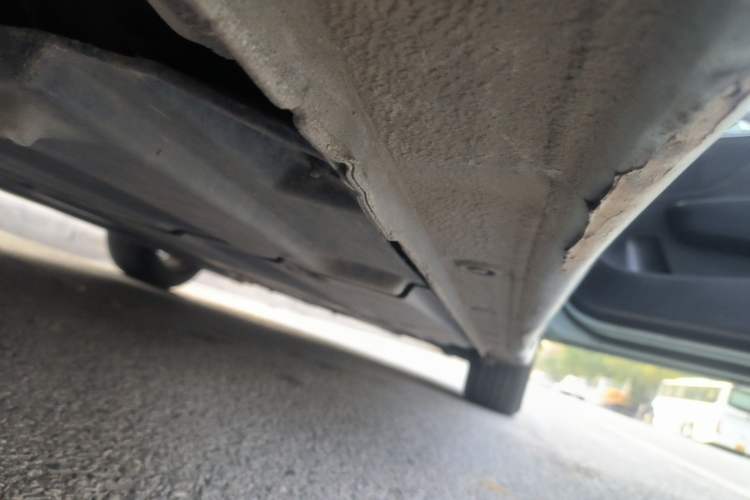 Used Hyundai Mistra 2014 1.8L Automatic Smart GLS Right Side Sill