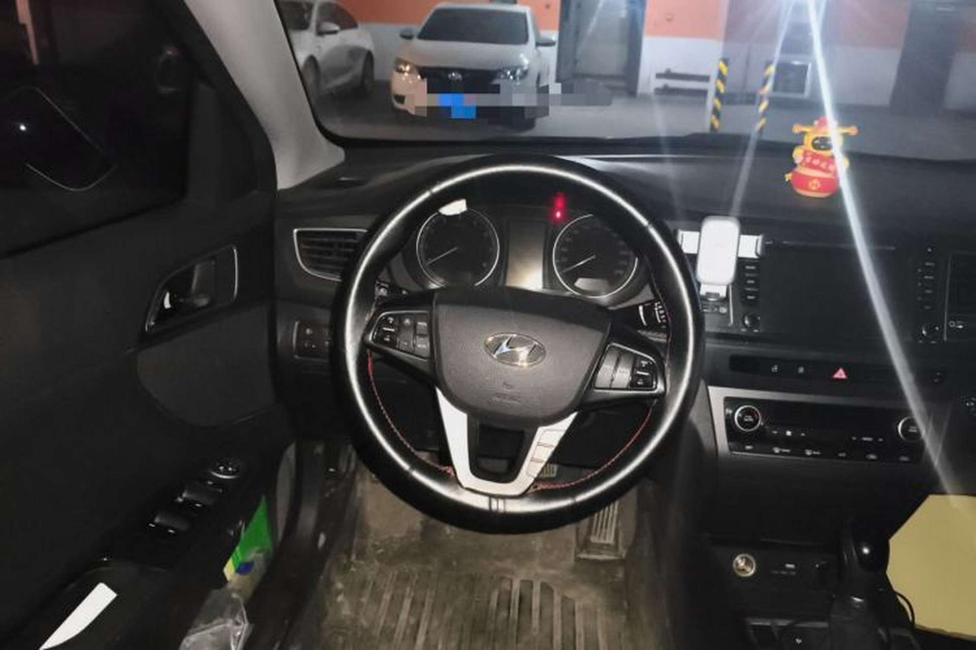 Used Hyundai Mistra 2014 1.8L Automatic Deluxe DLX Model Steering Wheel
