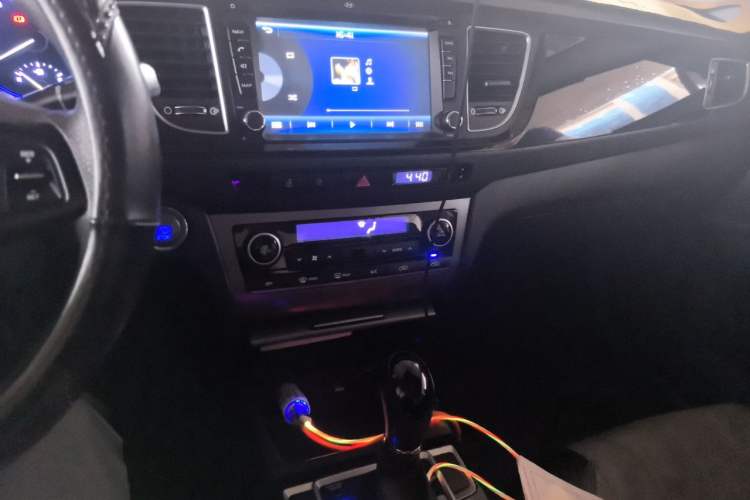 Used Hyundai Mistra 2014 1.8L Automatic Smart GLS Audio And AC Panel