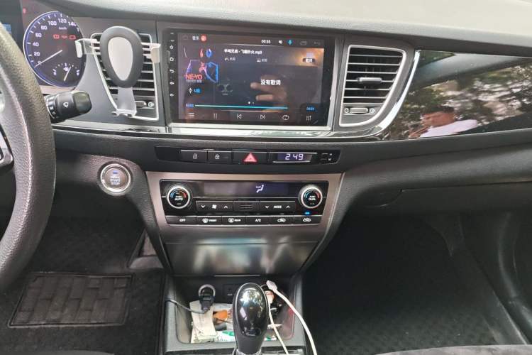 Used Hyundai Mistra 2014 1.8L Automatic Smart GLS Audio And AC Panel