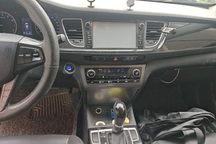 Used Hyundai Mistra 2014 1.8L Automatic Smart GLS Audio And AC Panel
