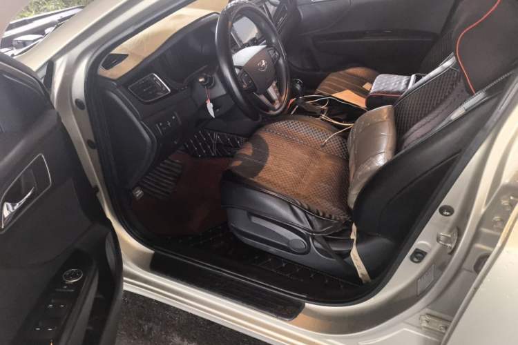 Used Hyundai Mistra 2014 1.8L Automatic Smart GLS Driver Seat