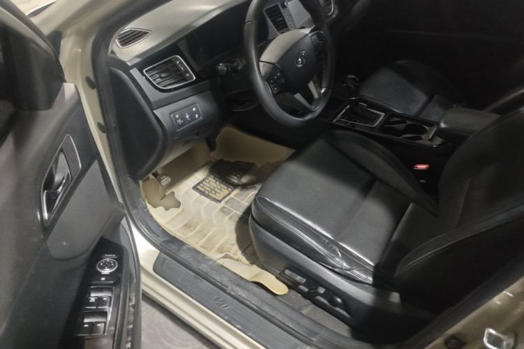 Used Hyundai Mistra 2014 1.8L Automatic Deluxe DLX Model Driver Seat