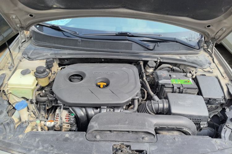 Used Hyundai Mistra 2014 1.8L Automatic Smart GLS Engine Bay
