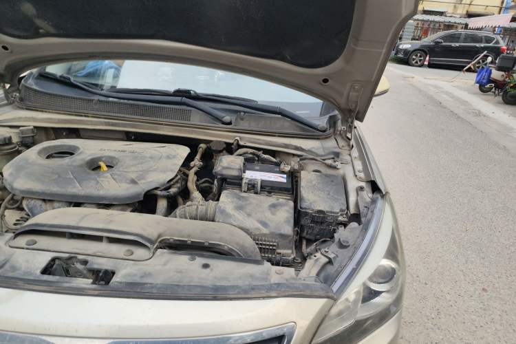 Used Hyundai Mistra 2014 1.8L Automatic Smart GLS Engine Bay Left