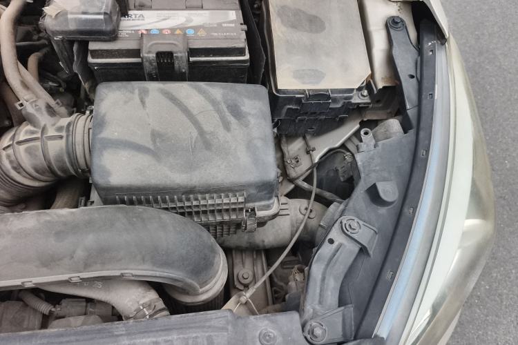 Used Hyundai Mistra 2014 1.8L Automatic Deluxe DLX Model Engine Bay Left