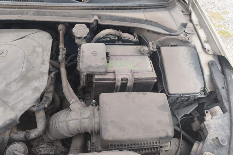 Used Hyundai Mistra 2014 1.8L Automatic Smart GLS Engine Bay Left