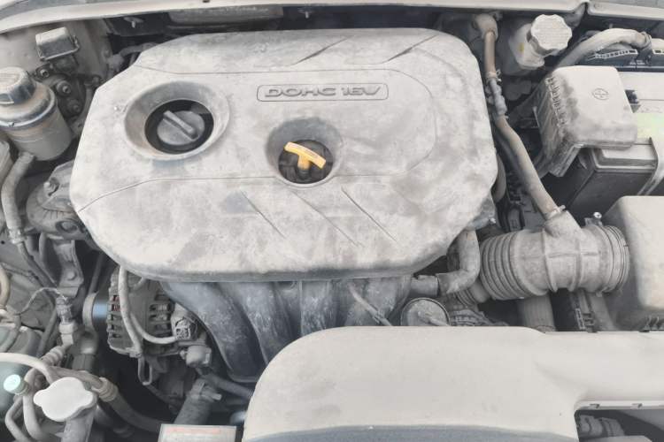 Used Hyundai Mistra 2014 1.8L Automatic Smart GLS Engine Bay