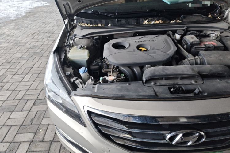 Used Hyundai Mistra 2014 1.8L Automatic Deluxe DLX Model Engine Bay Right