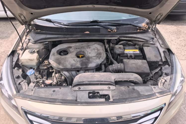 Used Hyundai Mistra 2014 1.8L Automatic Deluxe DLX Model Engine Bay